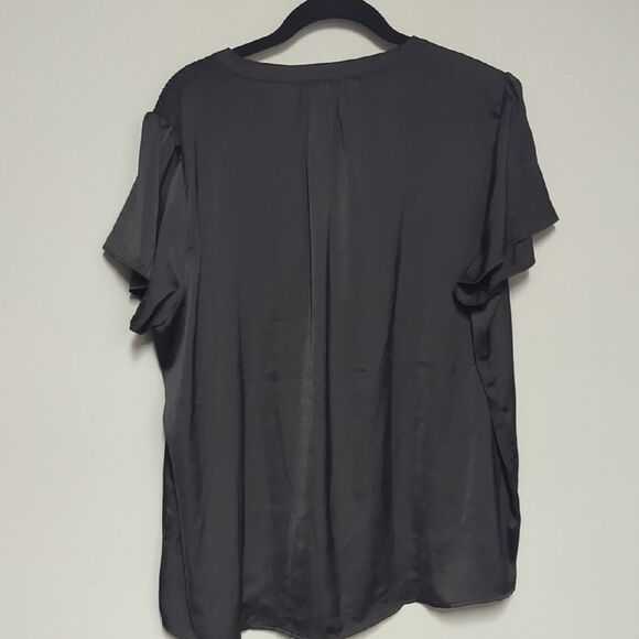 NWT Monday Fun Black V Neck Flutter Sleeve Blouse - Picture 4 of 5